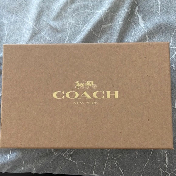 Coach NY - Picture 1 of 4